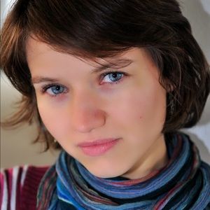 Meet your Posher, Valentina